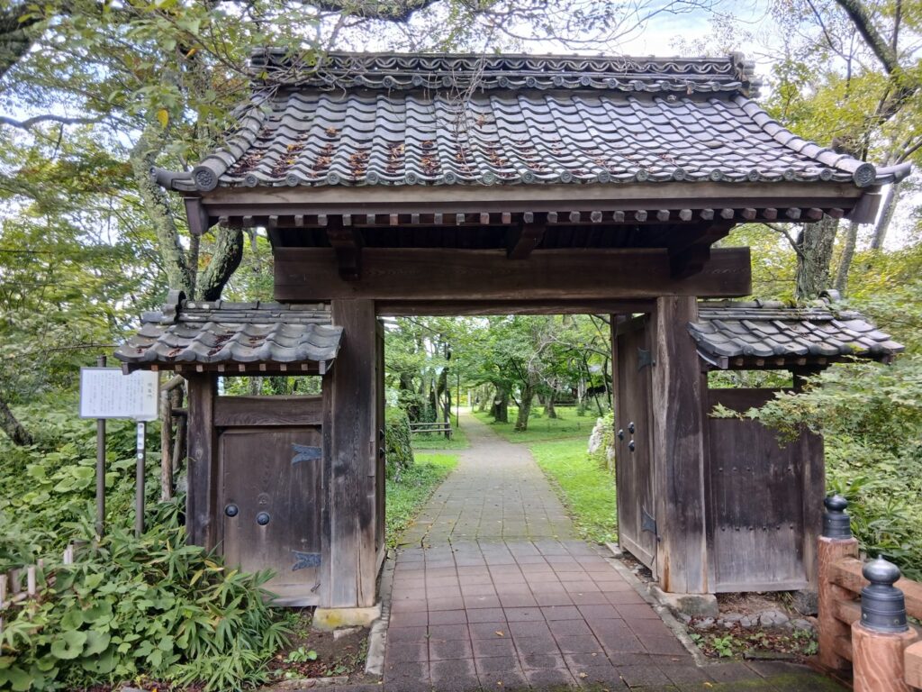 高遠城址 問屋門